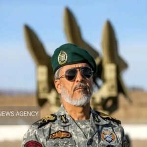 هوشیاری و حفظ ارزش‌ها مهم‌ترین راه  مقابله با جنگ نرم دشمن است