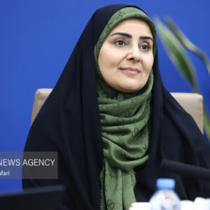 صادق در زنجان: تکمیل پروژه‌های نیمه تمام از راهبردهای دولت چهاردهم است