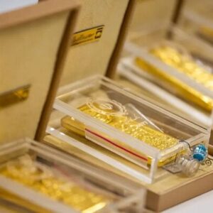 افزایش قیمت طلا با تضعیف دلار؛ نگاه بازار به گزارش اشتغال آمریکا