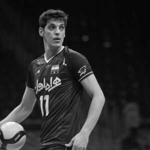 حضور رئیس فدراسیون والیبال در مراسم چهلمین روز درگذشت صابر کاظمی