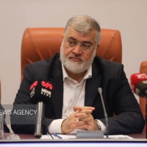 استاندار تهران: تصمیم‌گیری درباره تعطیلی‌ها فردی نیست