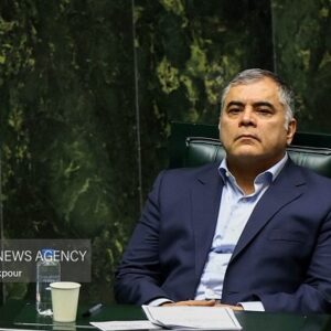 پاک‌نژاد: حجم فروش نفت خوب است