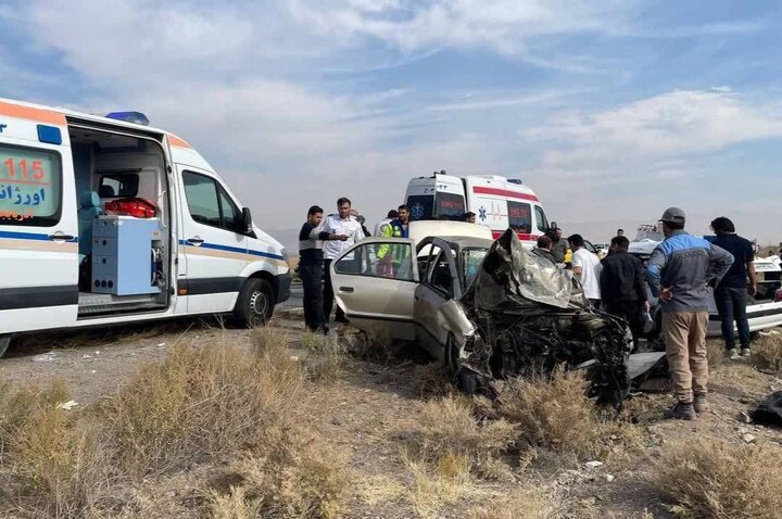 فرزندی پور: تصادف در جاده قمصر کاشان یک فوتی و ۵ مصدوم داشت