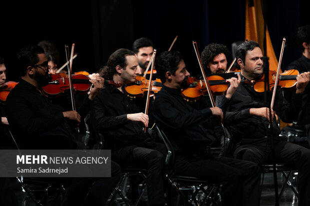 پرواز «پرنده آتشین» با ارکستر سمفونیک تهران در تالار وحدت