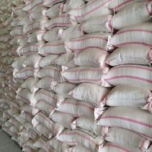 کشف ۲ تن کود شیمیایی خارج از سیستم توزیع در شهرستان دنا