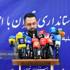 رزازی: بانوان سفیران آگاهی هستند