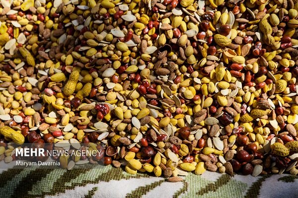 «یلدا» لاکچری شد؛سفرههای کوچکتر تهرانی ها در بلندترین شب سال