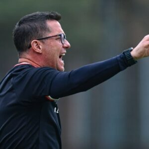 اوسمار:از ۱۰ نفره شدن تراکتور استفاده نکردیم/ از این شکست ناراحت هستم