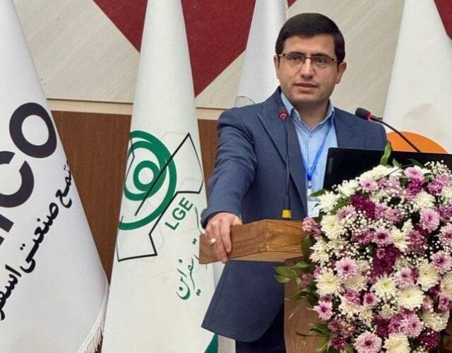 حاتمی:مجوزجذب دانشجوی خارجی در مجتمع آموزش عالی اسفراین اخذشد