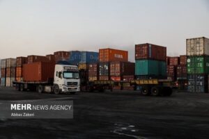 رشد ۳۲ درصدی درآمد گمرک جلفا در هشت ماه