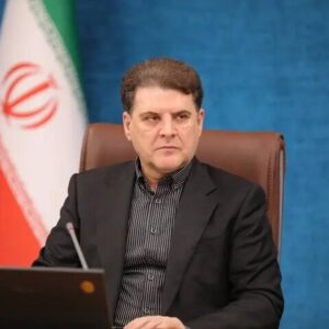 زینی وند: باید از چهره های تکراری در انتخابات عبور کرد