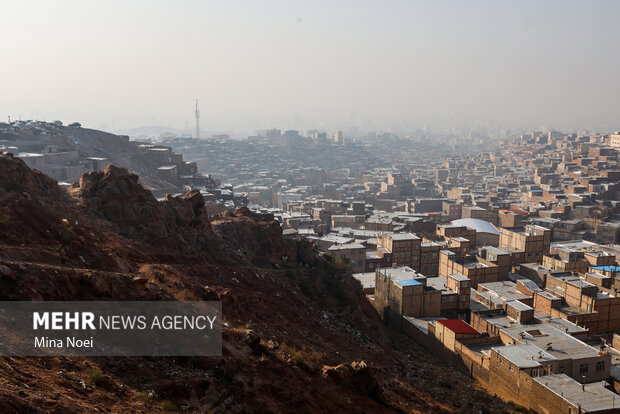 هوای تبریز برای گروه‌های حساس ناسالم شد