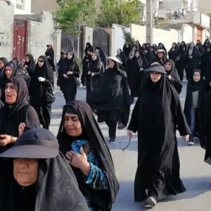 برگزاری همایش پیاده‌روی خانوادگی در دلگان