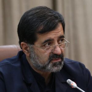 استاندار قم: تحول اداری، پیشران توسعه پایدار و ارتقای بهره‌وری قم است