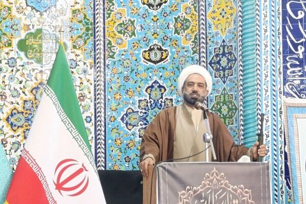 امام جمعه سراوان: جنگ رسانه‌ای دشمن؛ خطرناک‌تر از گلوله تروریست‌هاست