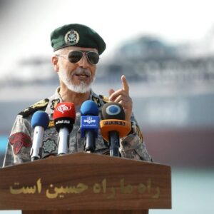 سیاری: ادعاهای جزایر سه‌گانه زیر بار فشارهای سیاسی مطرح شده است