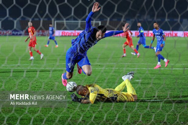 استقلال با دو غایب قطعی مقابل ملوان/ احمدی می‌رسد