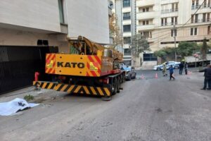 جرثقیل ۴۰ تنی قاچاق در اصفهان کشف شد