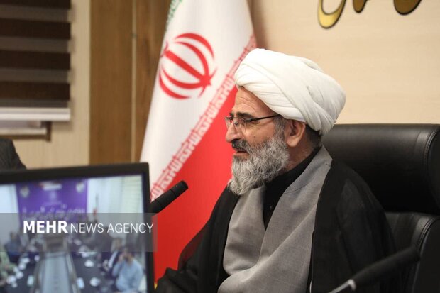 انتقاد نماینده ولی فقیه در استان سمنان بابت برکناری استاندار