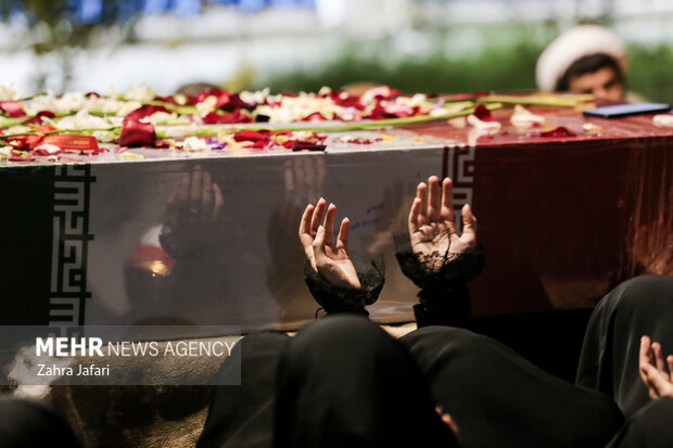 تشییع دو شهید گمنام در دانشگاه فرهنگیان پردیس فاطمه الزهرا بندعباس