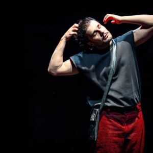 گذر از بازیگری به سوی اجراگری؛ خاطراتی که زمان و مکان را دگرگون می‌کند