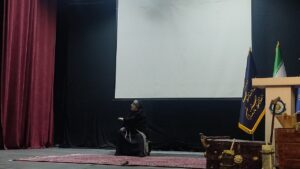 نقالی شاهنامه با موضوع اساطیر افسانه‌ای ایران‌زمین