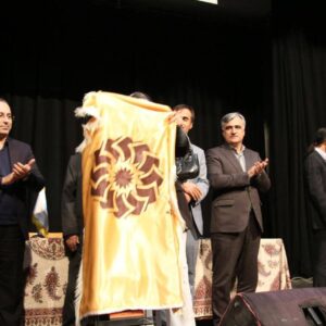 فرماندار سنندج: دانشنامه‌ها ابزاری برای ارتقای فهم عمومی جامعه هستند