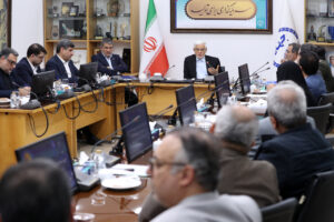 عارف: سهم ۱۶ آذر در پیروزی انقلاب اسلامی بی‌نظیر است