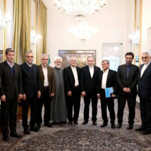 نشست مشترک عراقچی با جمعی از نمایندگان مجلس شورای اسلامی