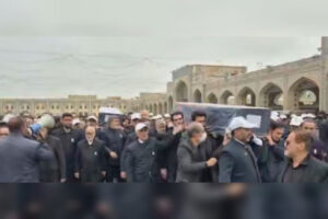 مراسم تشییع پیکر همسر و فرزند معاون رئیس‌جمهور در مشهد