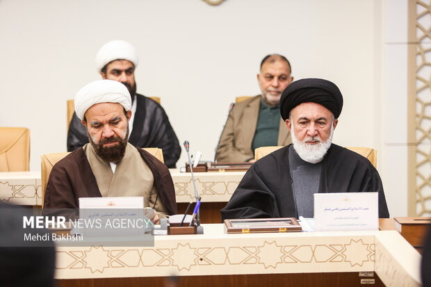 هشتمین اجلاسیه تولیت های اعتباب مقدس ایران اسلامی