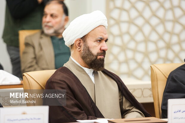 تولیت شاهچراغ: ترویج حجاب و عفاف رسالتی جهادگونه در جامعه اسلامی است