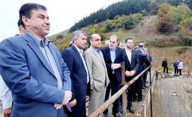 استاندار گیلان از روند ساخت و تکمیل سد لاستیکی تالش بازدید کرد