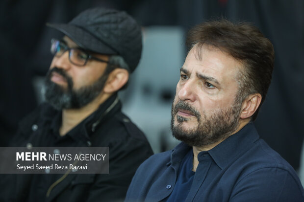 مراسم رونمایی از کتاب «حواسم هست»