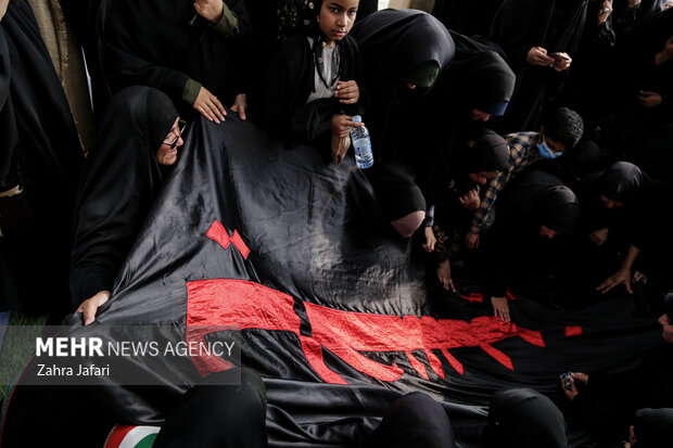 تشییع و تدفین شهید گمنام در دانشگاه فرهنگیان پردیس شهید بهشتی بندرعباس