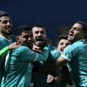 پیروزی یک نیمه ای پیکان مقابل گل گهر