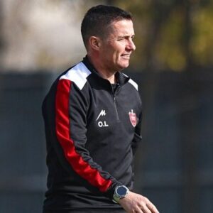 اوسمار ویه‌را:در قراردادم باید بندی برای موی سفید می‌گذاشتم