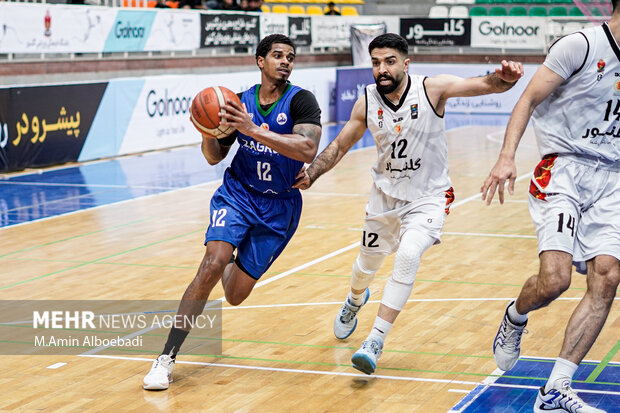 لیگ برتر بسکتبال ؛ گلنور اصفهان و نفت و گاز زاگرس
