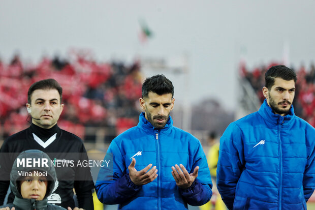 لیگ برتر فوتبال - تراکتور و استقلال خوزستان