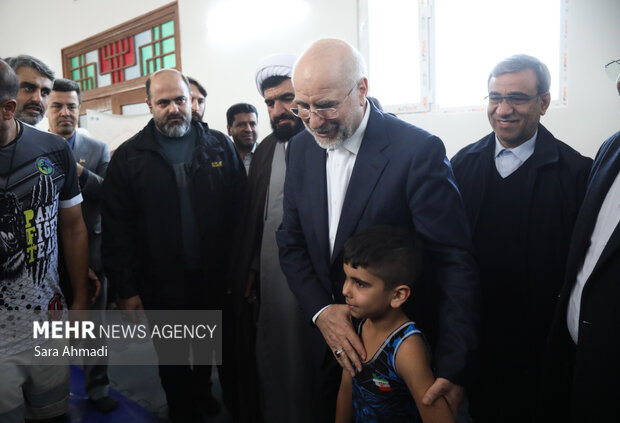 افتتاح خانه کشتی و ورزشگاه  در شاندیز و طرقبه