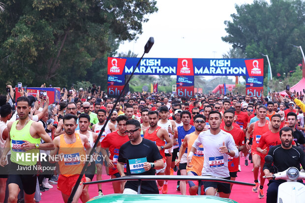 مسابقه دوی ماراتن پنج هزار نفری کیش