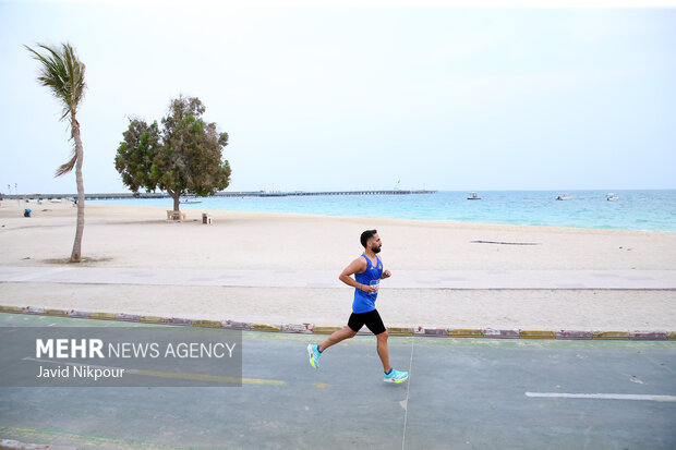 مسابقه دوی ماراتن پنج هزار نفری کیش