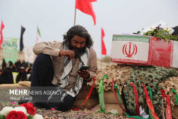 تشییع و خاکسپاری پیکر مطهر شهید گمنام در روستای پالور سیریک