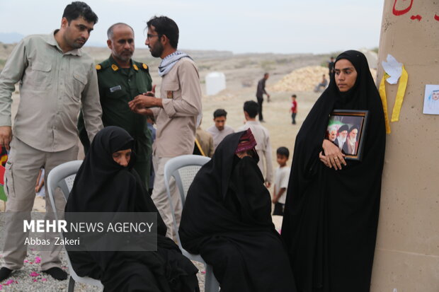 تشییع و خاکسپاری پیکر مطهر شهید گمنام در روستای پالور سیریک
