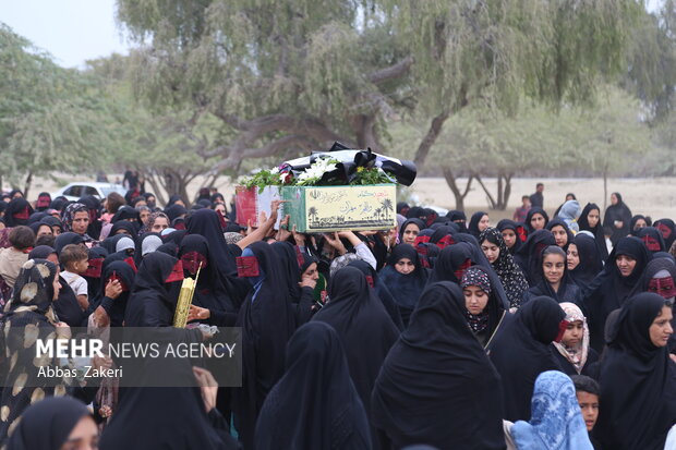 تشییع و خاکسپاری پیکر مطهر شهید گمنام در روستای پالور سیریک