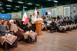 زرندی: ۳۵ هزار میلیارد تومان برای انتقال آب دریا به اصفهان هزینه شد