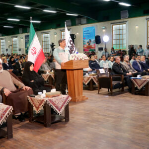 زرندی: ۳۵ هزار میلیارد تومان برای انتقال آب دریا به اصفهان هزینه شد