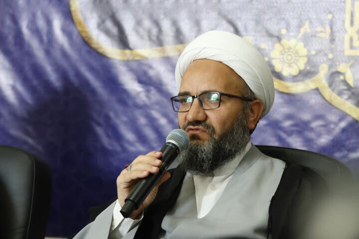 خانی: فقدان مسجد در ۷ منطقه بجنورد بابد چاره‌جویی شود