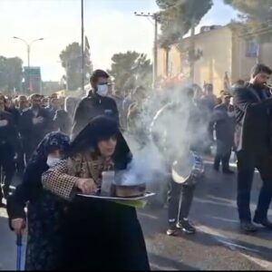 خاکسپاری شهید گمنام ۱۸ ساله عملیات والفجر ۳ در امیریه