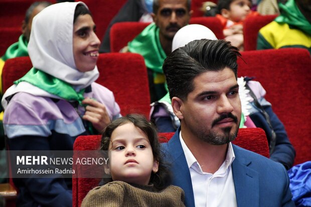 جشن لبخند در بیرجند